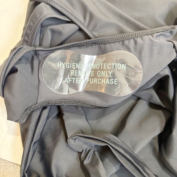 Summersalt The Sidestroke One Piece Swimsuit Size 22 Sea Urchin Black NWOT - Picture 14 of 16